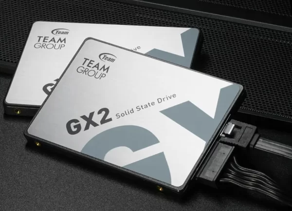 Team Group 128 GB SSD, ideal for both desktop and laptop computers